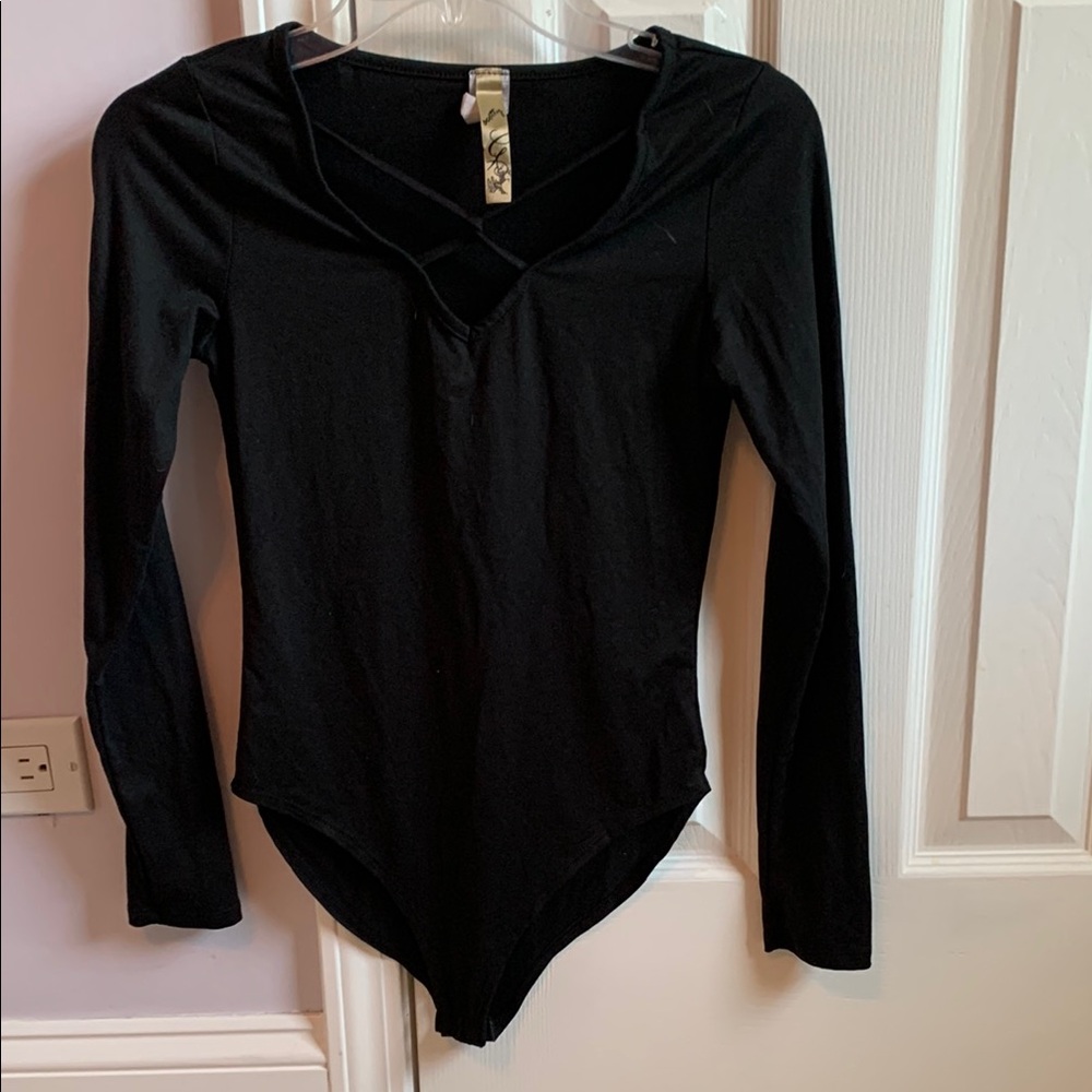 Fitted Black Long Sleeve Bodysuit